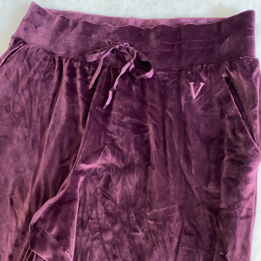 {VS} Victoria's Secret | Velour High Waist Joggers African Violet Purple (XL) - Picture 9 of 16